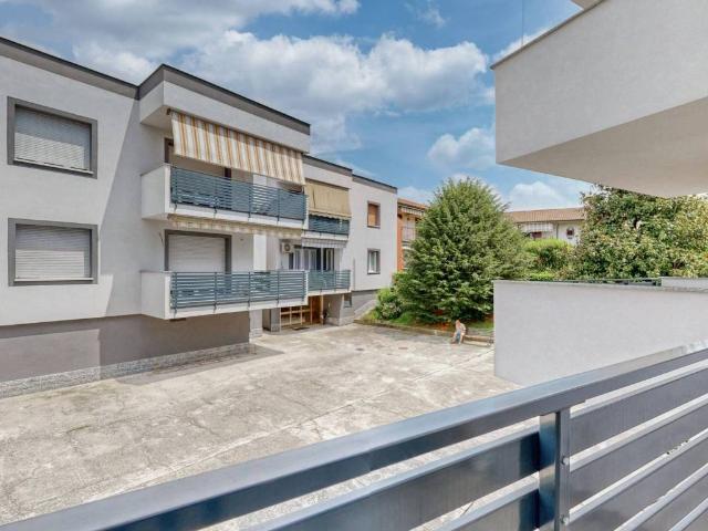 Appartamento in vendita a Pessano con Bornago MI