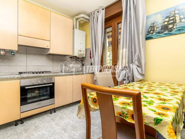 Appartamento in vendita a Pessano con Bornago MI