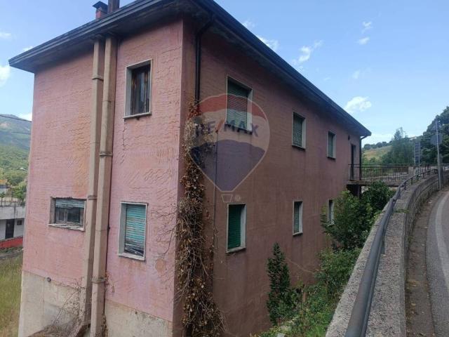 Appartamento in vendita a Pertosa SA