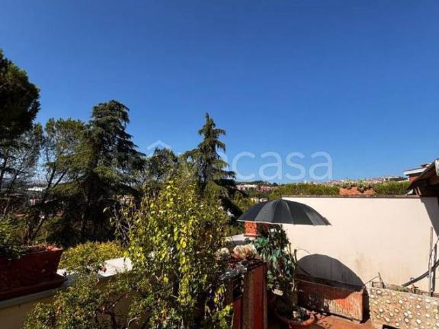 Appartamento in vendita a Perugia via Magno Magnini, Madonna Alta Prepo