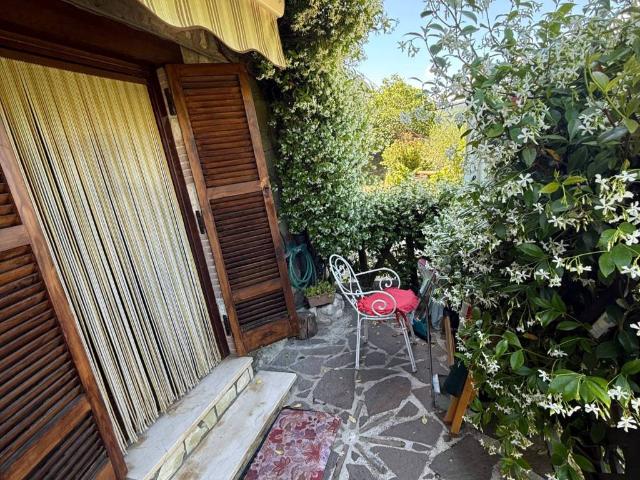Appartamento in vendita a Petrella Salto RI