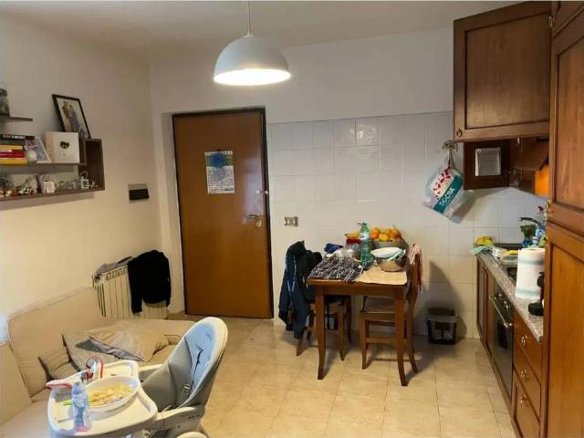 Appartamento in vendita a Petrella Salto RI