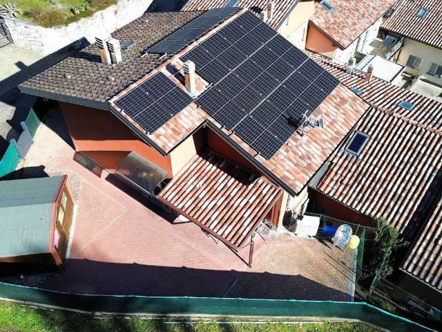 Appartamento in vendita a Pianello del Lario CO