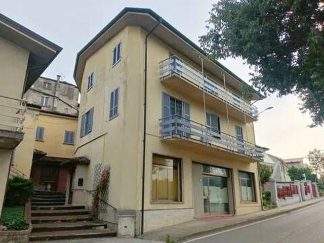 Appartamento in vendita a Pianello Val Tidone PC