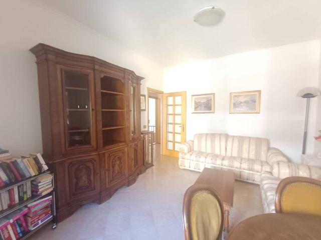 Appartamento in vendita a Piansano VT