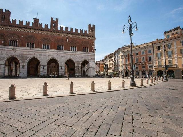 Appartamento in vendita a Piacenza PC