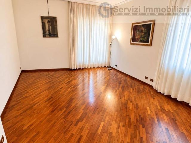 Appartamento in vendita a Piacenza PC