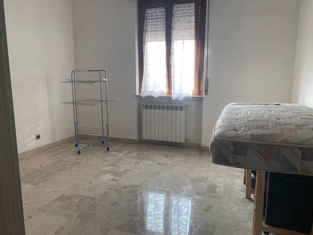 Appartamento in vendita a Piacenza