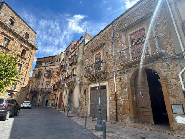Appartamento in vendita a Piazza Armerina EN