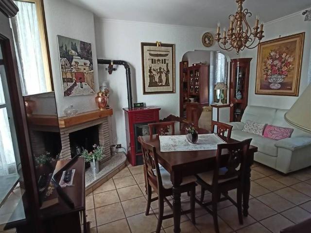 Appartamento in vendita a Pigna IM