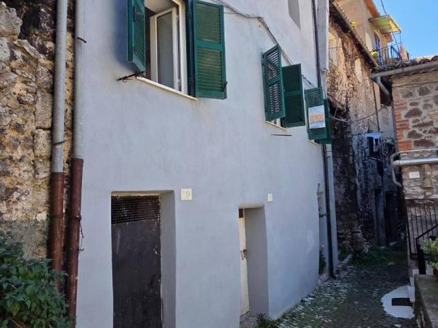 Appartamento in vendita a Piglio FR