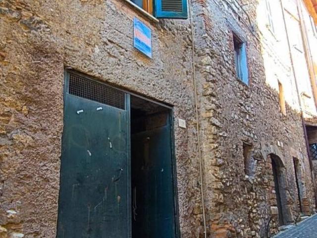 Appartamento in vendita a Piglio FR