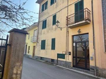 Appartamento in vendita a Piea AT