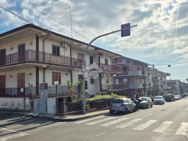 Appartamento in vendita a Piedimonte Etneo CT