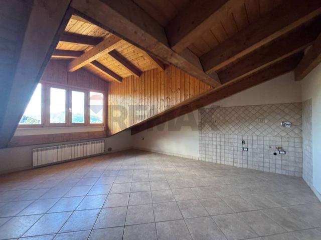 Appartamento in vendita a Pietramelara CE