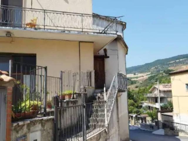 Appartamento in vendita a Pietramontecorvino FG