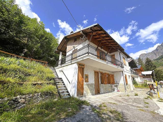 Appartamento in vendita a Pietraporzio CN