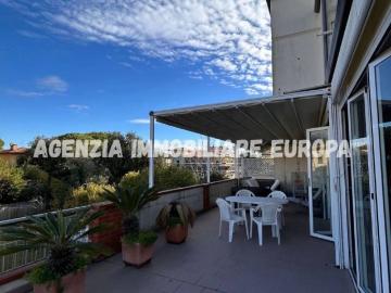Appartamento in vendita a Pietrasanta LU
