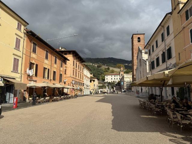 Appartamento in vendita a Pietrasanta LU