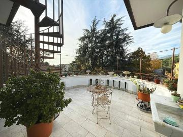 Appartamento in vendita a Pietrasanta LU