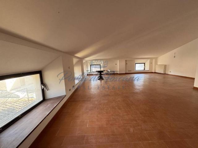 Appartamento in vendita a Pietrasanta LU