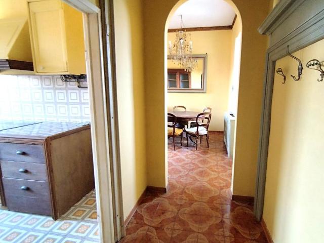 APPARTAMENTO in VENDITA a PIOMBINO di 5 vani