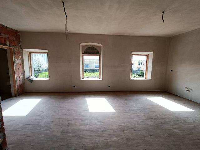 Appartamento in vendita a Pistoia PT