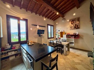 Appartamento in vendita a Pistoia PT