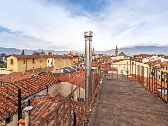 Appartamento in vendita a Pistoia via Porta Carratica, 88, Centro città