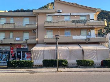 Appartamento in vendita a Piraino ME