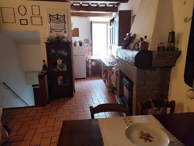 Appartamento in vendita a Pitigliano GR