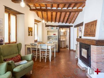Appartamento in vendita a Pitigliano GR