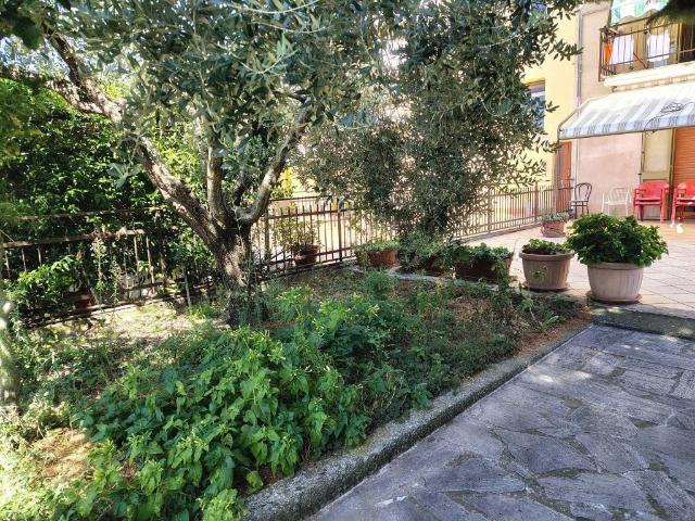Appartamento in vendita a Pitigliano GR