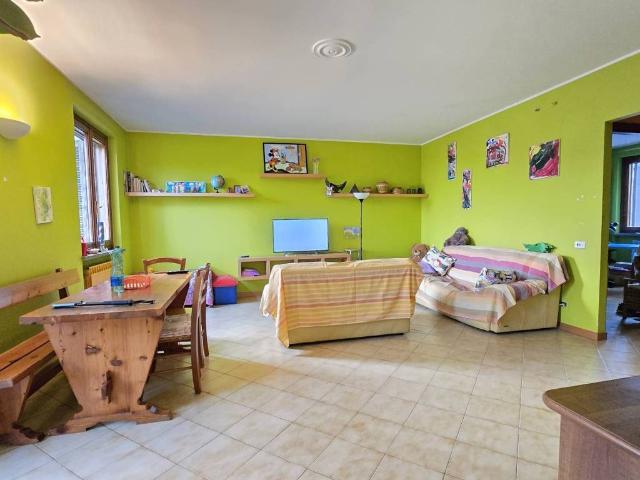 Appartamento in vendita a Pizzighettone CR
