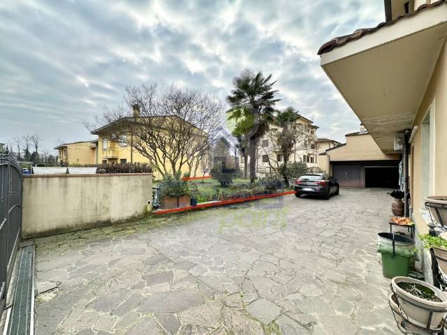 Appartamento in vendita a Pizzighettone CR