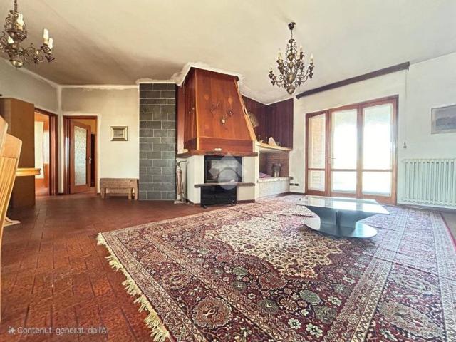 Appartamento in vendita a Pizzighettone CR