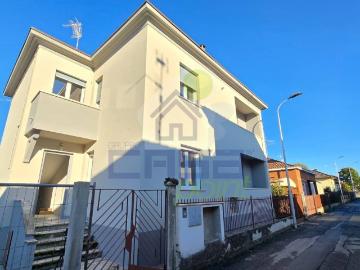 Appartamento in vendita a Pizzighettone CR