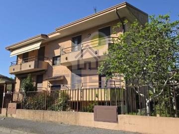 Appartamento in vendita a Pizzighettone CR