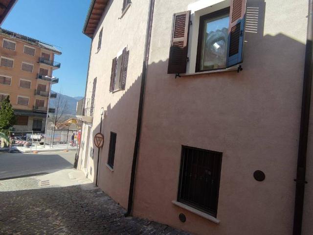 Appartamento in vendita a Pizzoli AQ