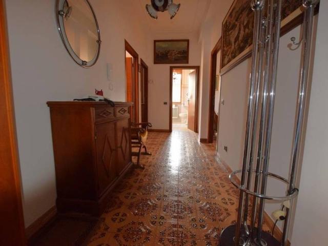 Appartamento in vendita a Poggibonsi SI