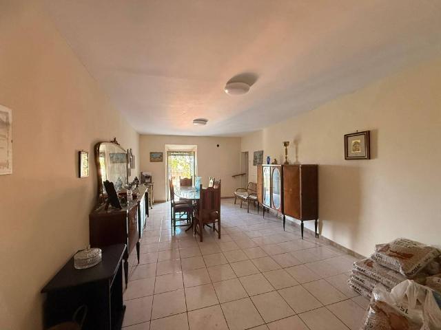 Appartamento in vendita a Poggio Catino RI