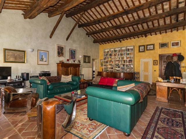 Appartamento in vendita a Poggio Mirteto RI