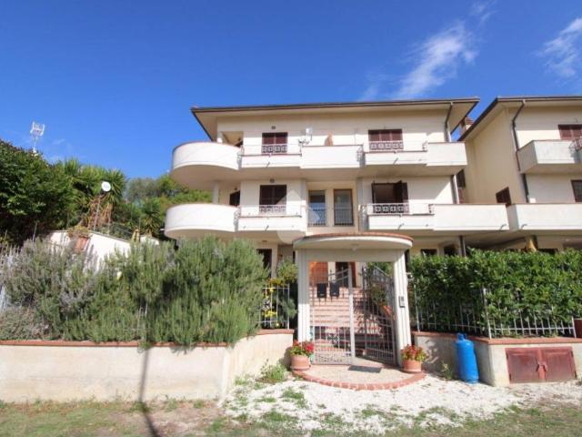 Appartamento in vendita a Poggio Mirteto RI