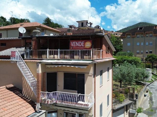 Appartamento in vendita a Poggio Mirteto RI