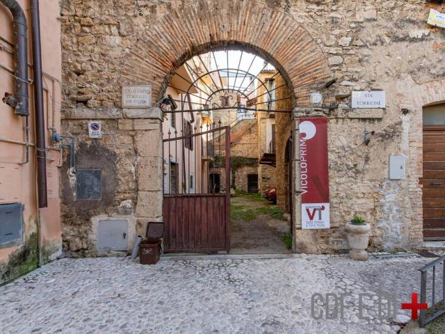 Appartamento in vendita a Poggio Moiano RI