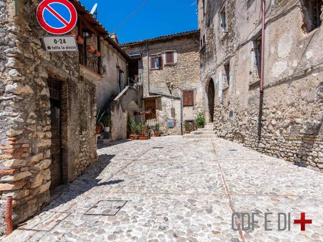 Appartamento in vendita a Poggio Moiano RI