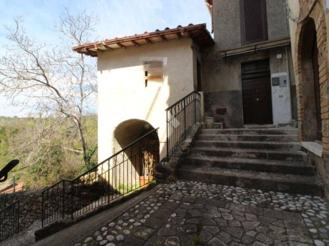 Appartamento in vendita a Poggio Nativo RI