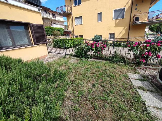 Appartamento in vendita a Poggio Picenze AQ