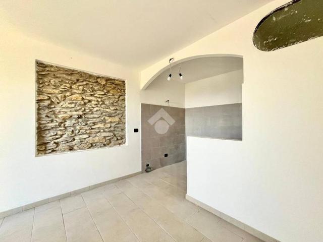Appartamento in vendita a Podenzana MS
