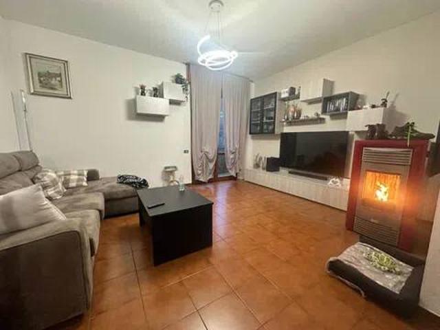 Appartamento in vendita a Podenzana MS